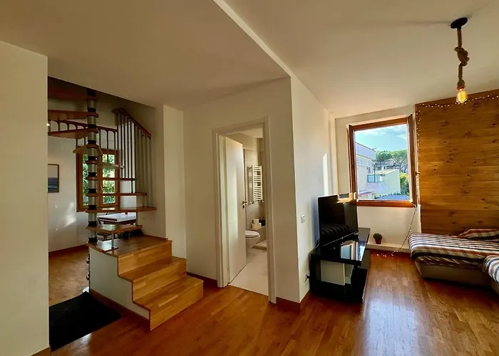Matteo's In Apartment *